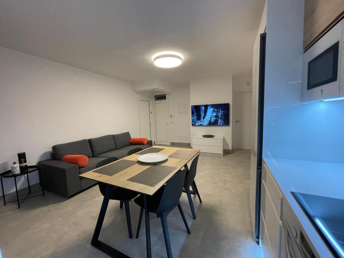 Izaro Apartamento Atico De Lujo Cerca De Playa Dorada プラヤ・ブランカ エクステリア 写真