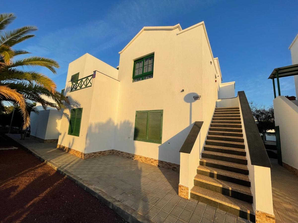 Izaro Apartamento Atico De Lujo Cerca De Playa Dorada プラヤ・ブランカ エクステリア 写真