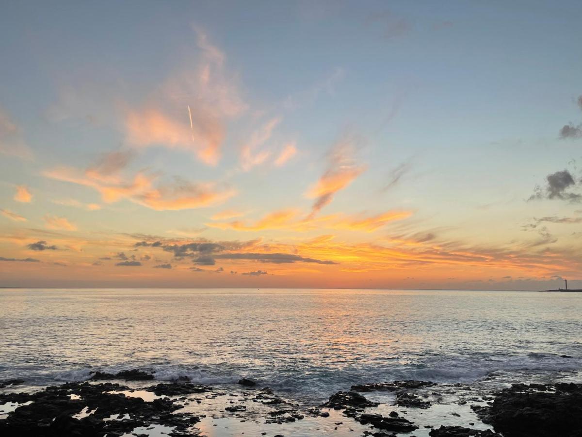 Izaro Apartamento Atico De Lujo Cerca De Playa Dorada プラヤ・ブランカ エクステリア 写真