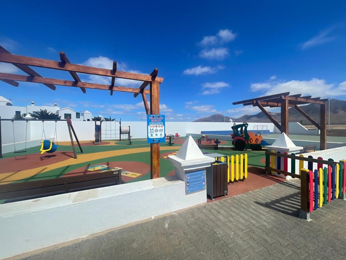 Izaro Apartamento Atico De Lujo Cerca De Playa Dorada プラヤ・ブランカ エクステリア 写真