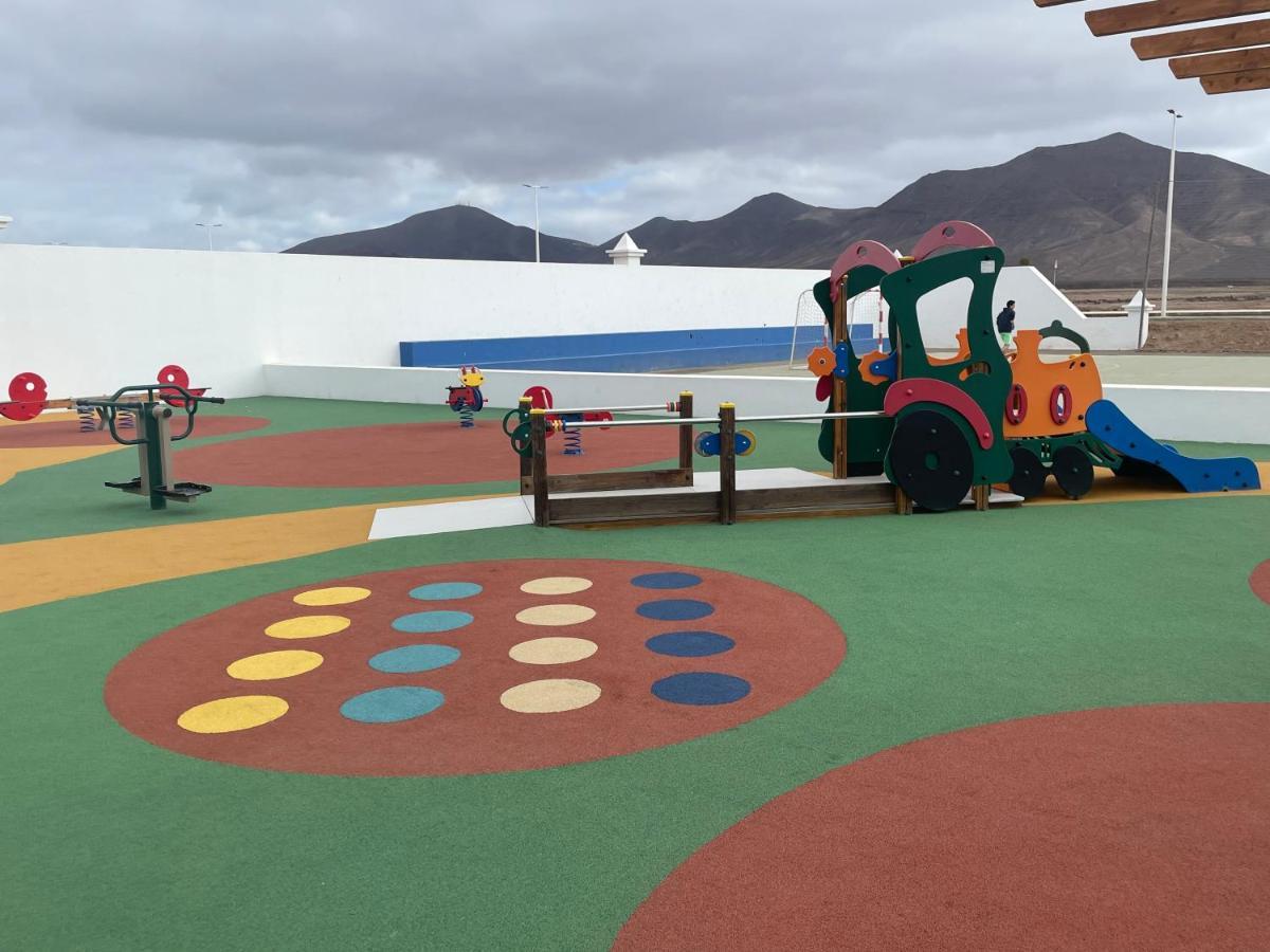 Izaro Apartamento Atico De Lujo Cerca De Playa Dorada プラヤ・ブランカ エクステリア 写真