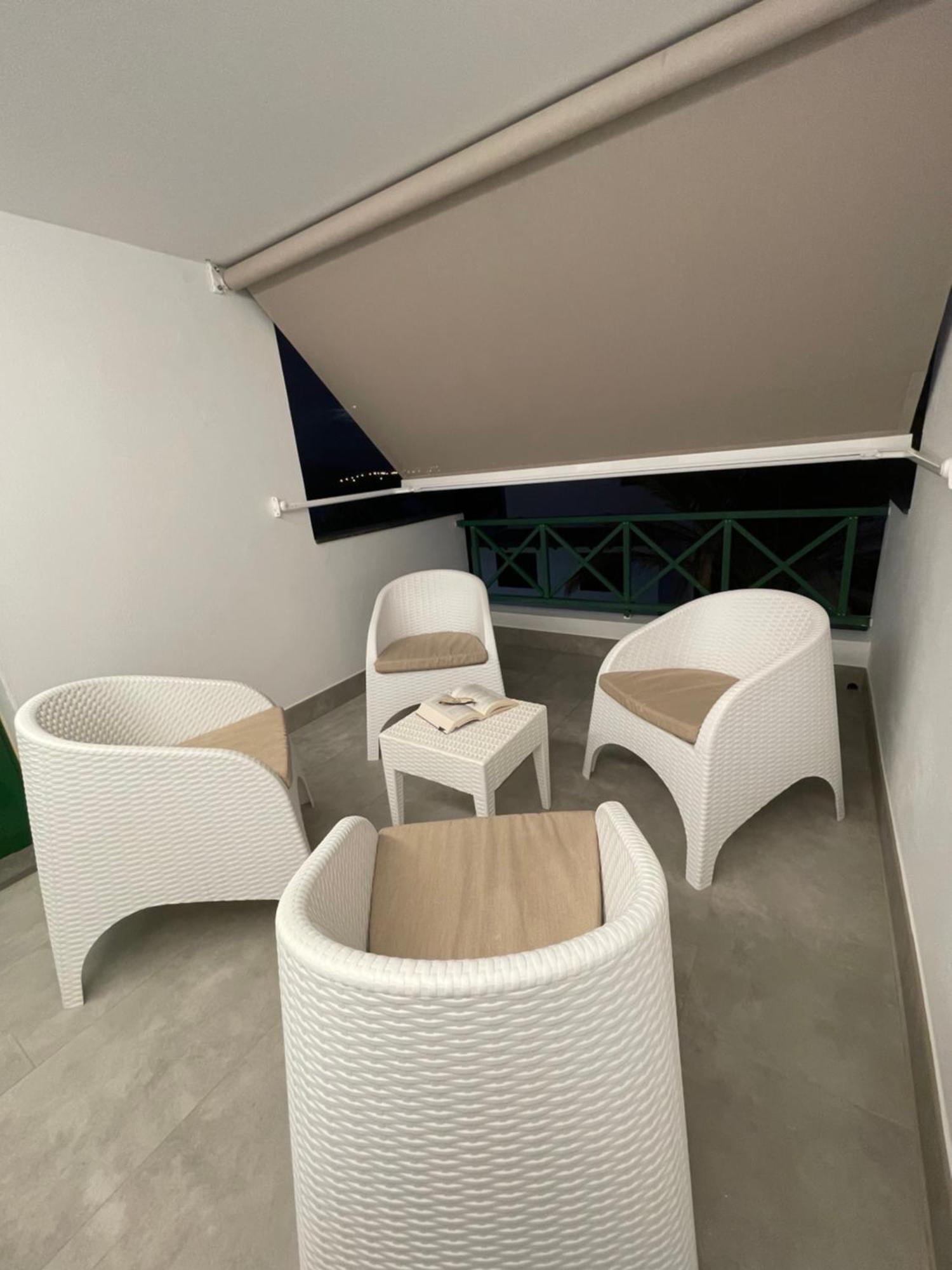 Izaro Apartamento Atico De Lujo Cerca De Playa Dorada プラヤ・ブランカ エクステリア 写真